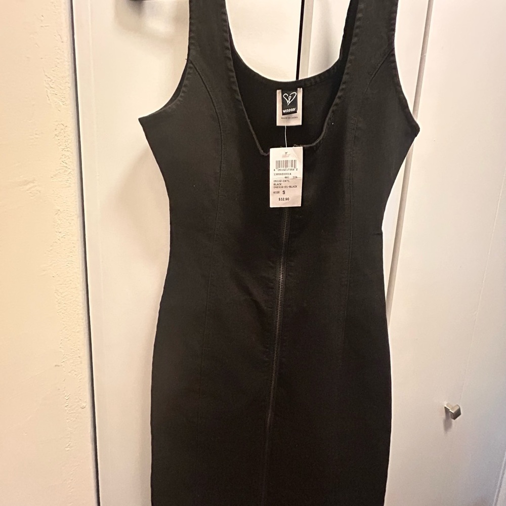 NWT Fitted black denim front zipper dress